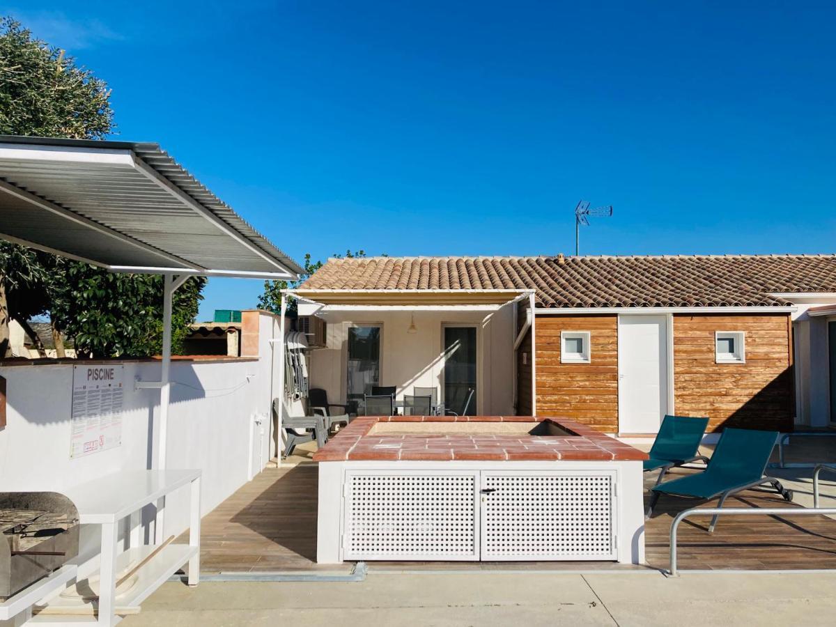 Gite Blanco Y Madera Narbonne Luaran gambar